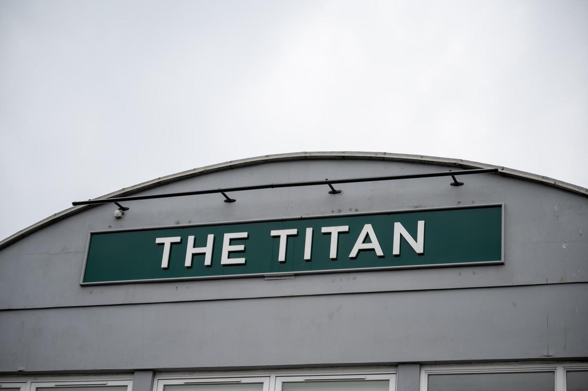 Hotel The Titan Clydebank Exterior foto